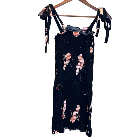 (Sold)Free People Women’s Size XS Bella Smocked Bodycon Dress Black Floral - Picture 6 of 11